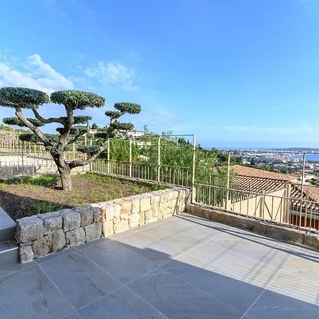 Dahlia Splendid With Sea View And Infinity Pool In